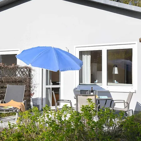 Apartment Haus Am Hoevt - 19 Goehren (Ruegen)